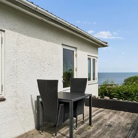 Ensio - 150m From The Sea By Interhome *